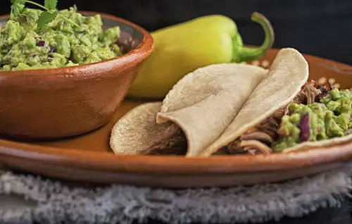 Guacamole con Chile Güero